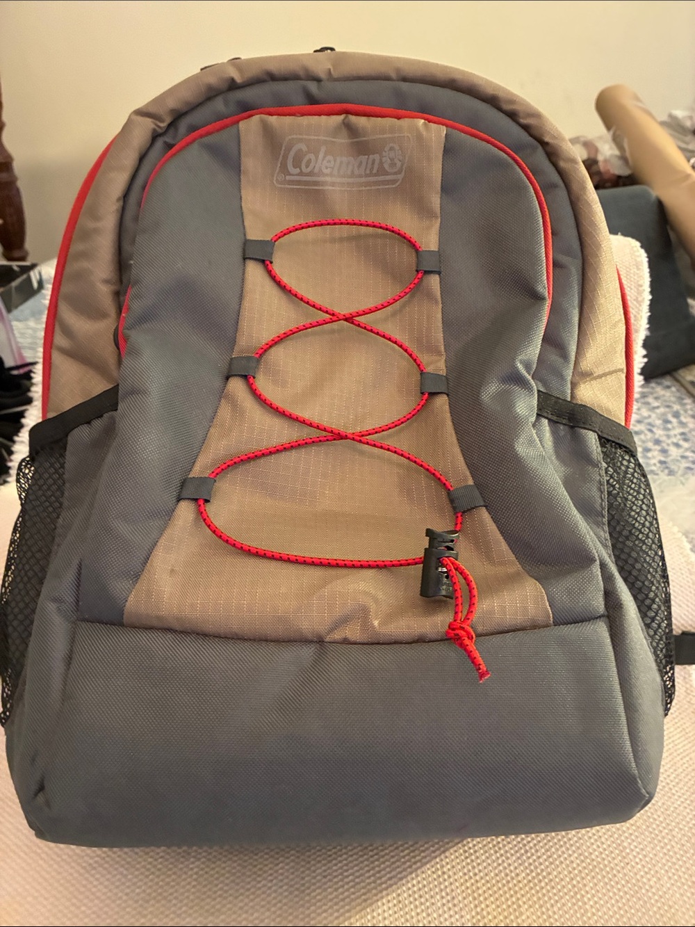 Coleman 28 can soft Gray and Tan Backpack/hiking/camping w/Red Cord Accents NWOT